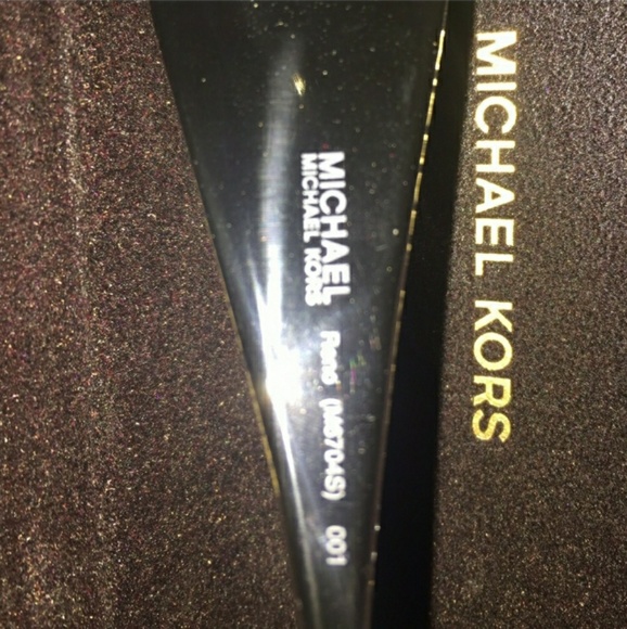 MK Sunnies - Picture 2 of 6